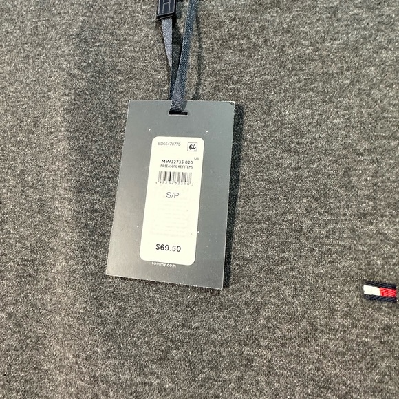 NWT Men's Tommy Hilfiger Crewneck Pullover Size Small - Picture 3 of 4